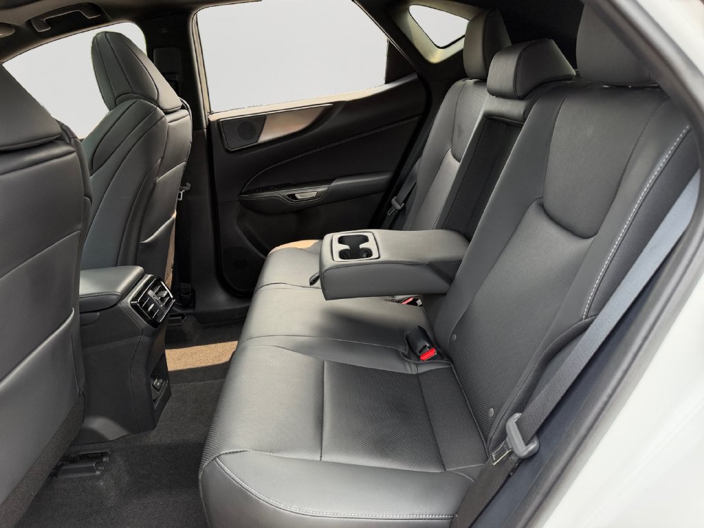 Used 2024 Lexus NX 350 F Sport AWD/4WD image 11