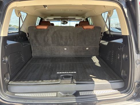 Used 2015 Cadillac Escalade ESV Luxury RWD image 10