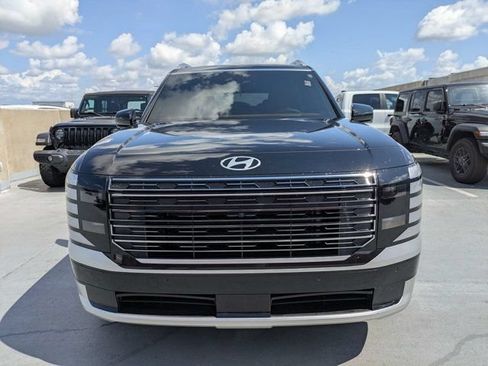 Used 2026 Hyundai Palisade Calligraphy FWD image 8
