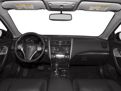 Used 2014 Nissan Altima 2.5 SL w/ Technology Package FWD image 10