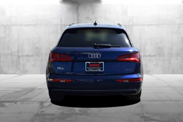 Used 2020 Audi Q5 2.0T Premium w/ Titanium Sport Package AWD/4WD image 6