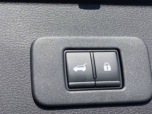 New 2026 Nissan Leaf Platinum+ image 13