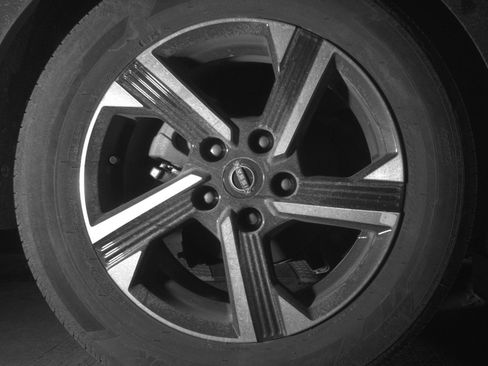 Used 2025 Nissan Sentra SV FWD image 15