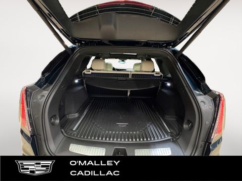 New 2026 Cadillac XT5 Sportv w/ LPO, Floor Liner Package image 12