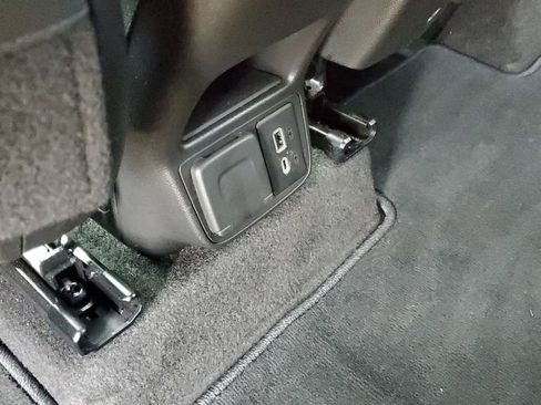 Used 2021 Chevrolet TrailBlazer RS w/ Convenience Package image 25