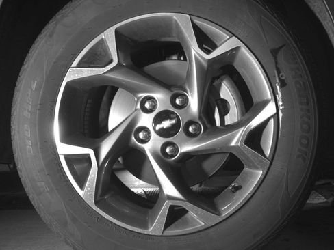 Used 2025 Chevrolet Trax LT FWD image 10
