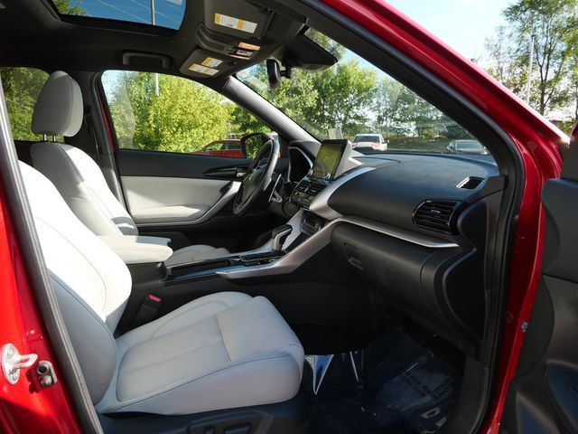 Used 2022 Mitsubishi Eclipse Cross SEL AWD/4WD image 8
