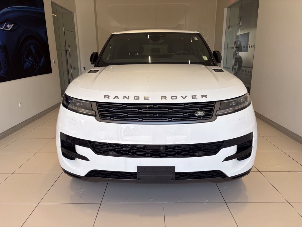 Used 2025 Land Rover Range Rover Sport AWD/4WD image 8