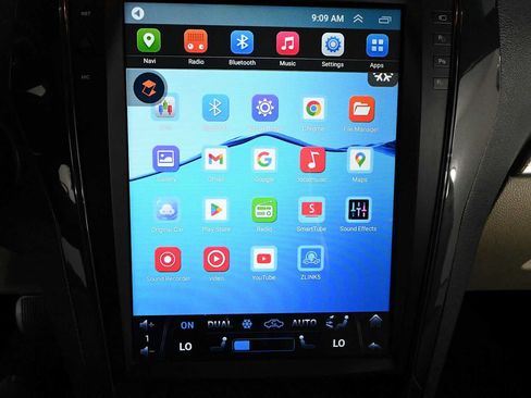 Used 2018 Ford Explorer FWD image 27