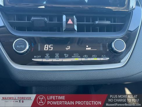 Used 2023 Toyota Corolla LE image 4