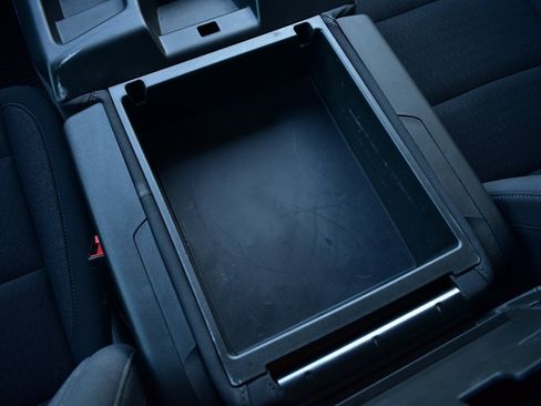 Used 2024 GMC Sierra 1500 Elevation image 34