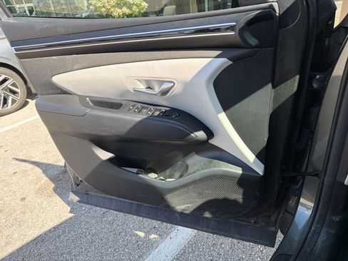 Used 2023 Hyundai Tucson SEL w/ Convenience Package FWD image 3