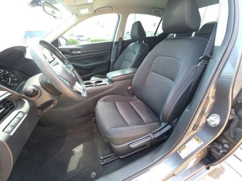 Used 2021 Nissan Altima 2.5 S FWD image 13