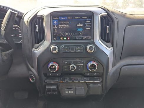 Used 2021 GMC Sierra 1500 SLT AWD/4WD image 4