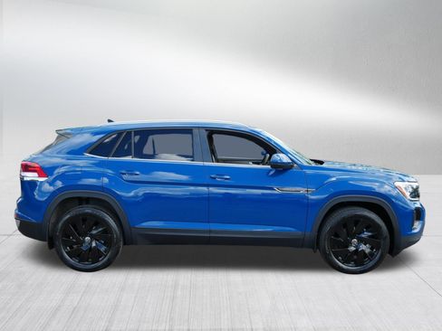 Certified 2025 Volkswagen Atlas Cross Sport SE AWD/4WD image 8