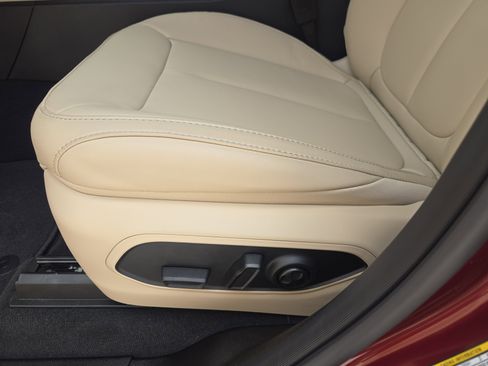 New 2026 Jeep Grand Cherokee L Limited AWD/4WD image 19