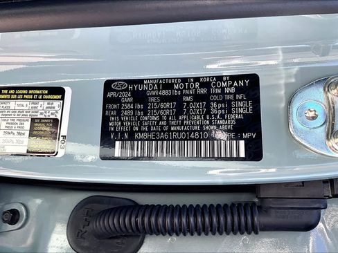 Used 2024 Hyundai Kona Limited FWD image 21