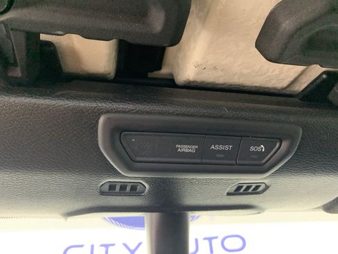Used 2020 Jeep Gladiator Overland AWD/4WD image 23