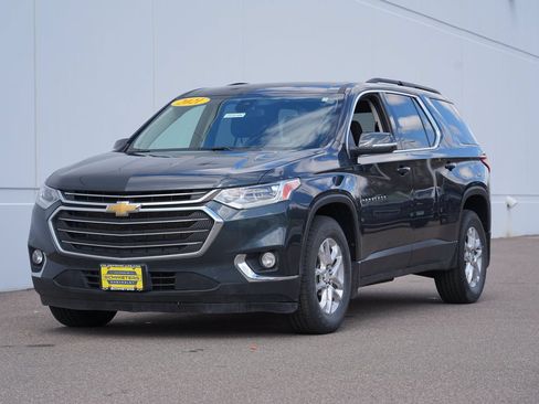 Used 2021 Chevrolet Traverse LT w/ LPO, Floor Liner Package AWD/4WD image 7