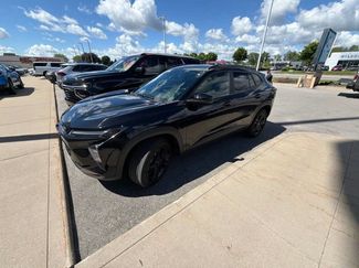Used 2025 Chevrolet Trax ACTIV w/ Driver Confidence Package FWD video 1