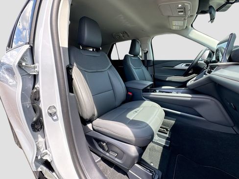 New 2026 Ford Explorer Active w/ Active Comfort Package RWD image 29
