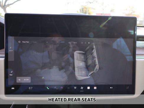 Used 2021 Tesla Model S Plaid image 8