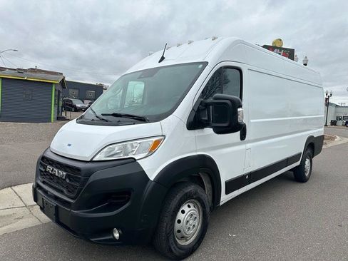 Used 2023 RAM ProMaster 3500 w/ Convenience Group image 3