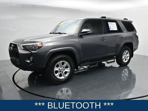Used 2022 Toyota 4Runner SR5 Premium w/ Moonroof Package AWD/4WD image 5