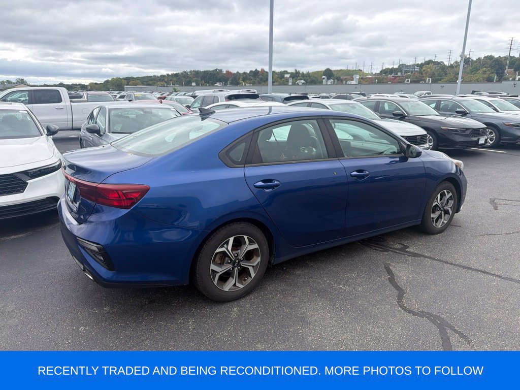 Used 2019 Kia Forte LXS FWD image 2