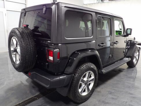 Used 2020 Jeep Wrangler Unlimited Sahara w/ Dual Top Group image 7