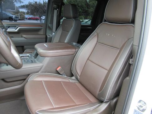 Used 2025 GMC Sierra 2500 Denali w/ Denali Reserve Package AWD/4WD image 20