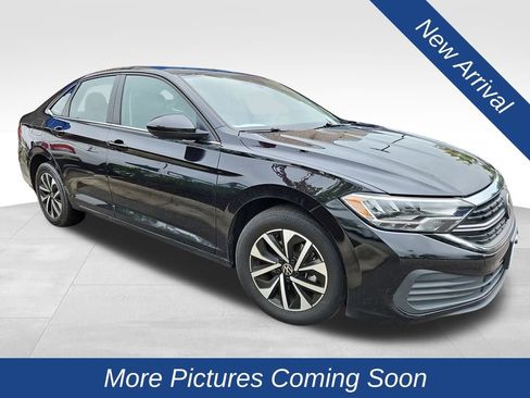 Used 2024 Volkswagen Jetta S image 1