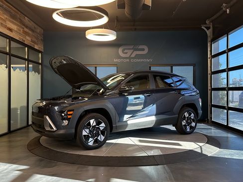Used 2025 Hyundai Kona SEL AWD/4WD image 24