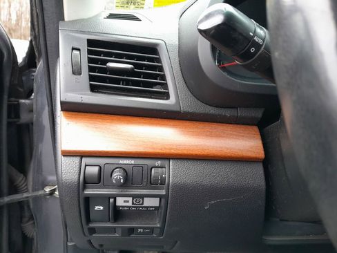 Used 2013 Subaru Outback 3.6R Limited image 13