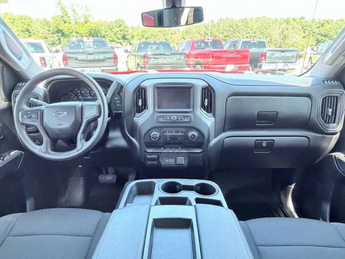 Used 2021 Chevrolet Silverado 1500 Custom Trail Boss w/ LPO, Dark Essentials Package AWD/4WD image 11