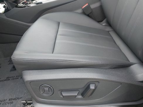 New 2027 Audi Q6 e-tron Premium AWD/4WD image 32