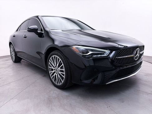Used 2024 Mercedes-Benz CLA 250 4MATIC image 9