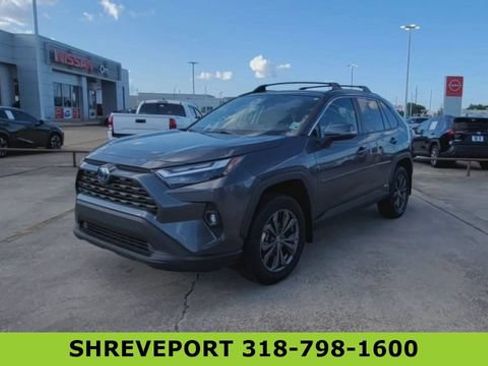 Used 2024 Toyota RAV4 XLE Premium AWD/4WD image 4