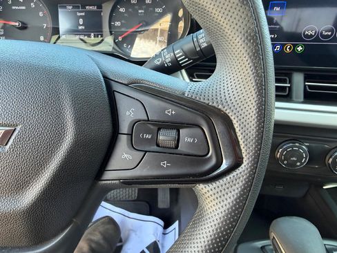 Certified 2024 Chevrolet Trax LS image 24