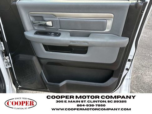 Used 2016 RAM 1500 Classic SLT image 14