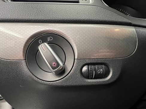 Used 2017 Volkswagen Jetta SE image 22