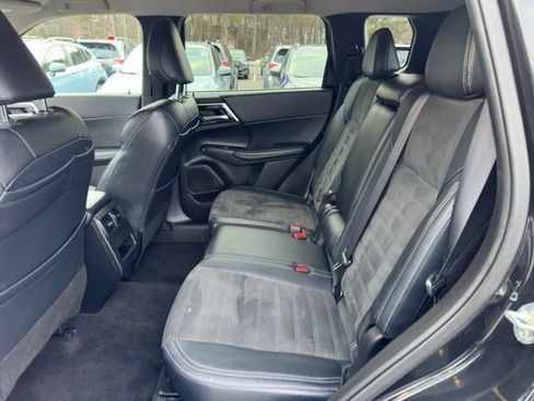 Used 2024 Mitsubishi Outlander SE AWD/4WD image 21
