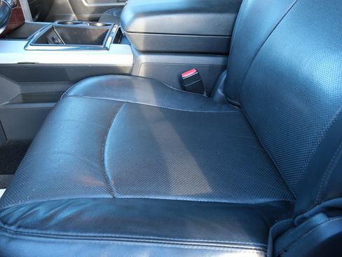 Used 2012 RAM 2500 Laramie w/ Cold Weather Group image 24