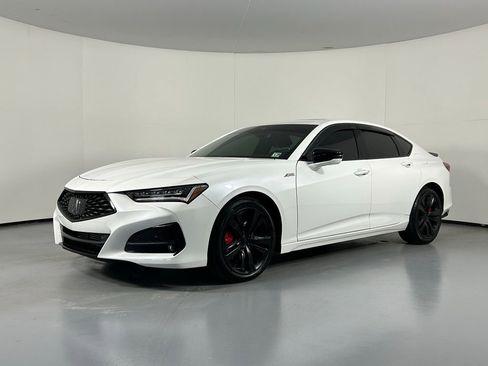 Used 2022 Acura TLX A-Spec Package image 3