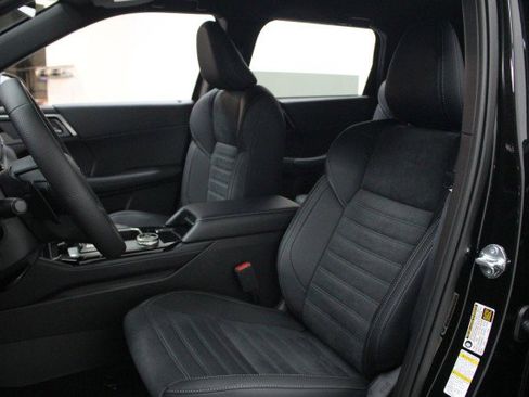 New 2026 Mitsubishi Outlander LE image 7