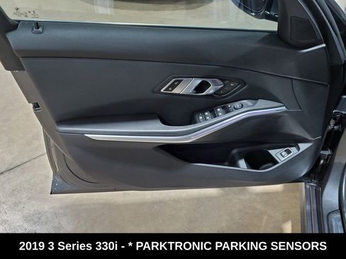 Used 2019 BMW 330i Sedan w/ Driving Assistance Package RWD image 8