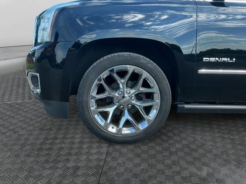 Used 2019 GMC Yukon XL Denali w/ Denali Ultimate Package AWD/4WD image 14