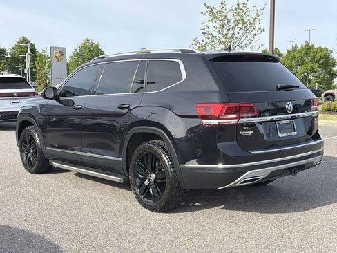 Used 2018 Volkswagen Atlas SEL Premium image 3