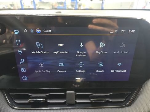 New 2027 Chevrolet Equinox RS w/ LPO, Floor Liner Package AWD/4WD image 23