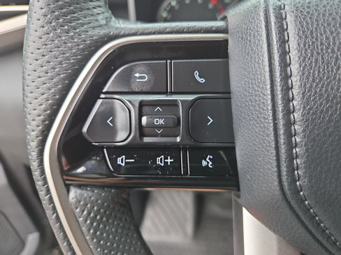 Used 2023 Toyota Tundra Limited AWD/4WD image 27